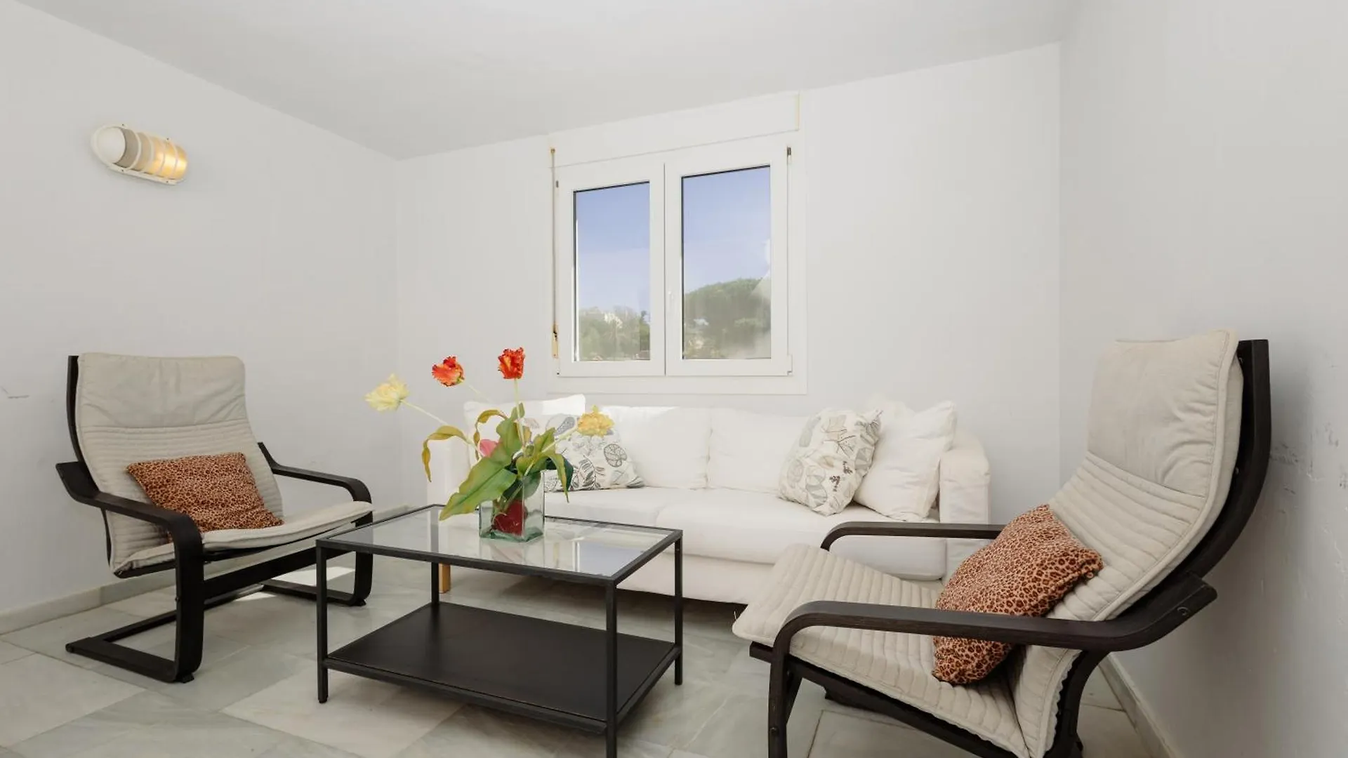 6 Bedroom Villa, With Heated Pool And Sea Views, Next To The Beach Of Costabella Marbella Spain