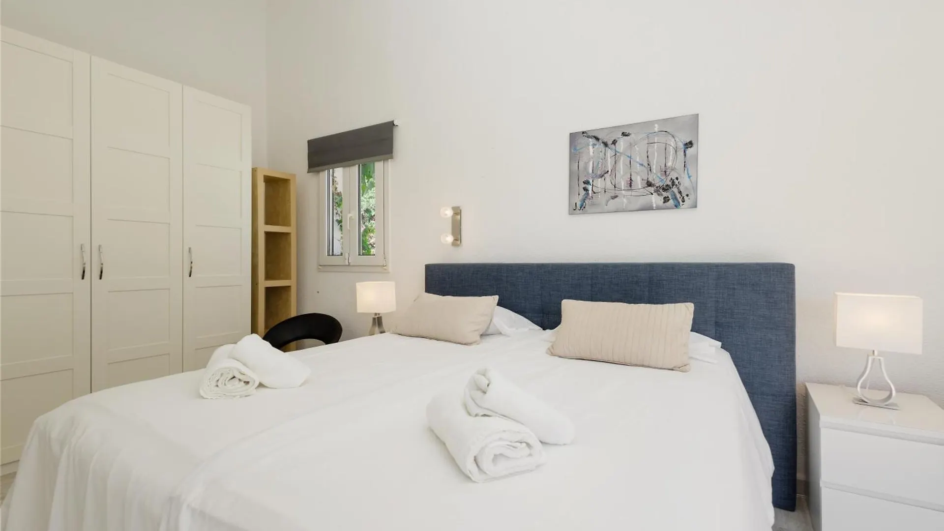Holiday home 6 Bedroom Villa, With Heated Pool And Sea Views, Next To The Beach Of Costabella Marbella Spain