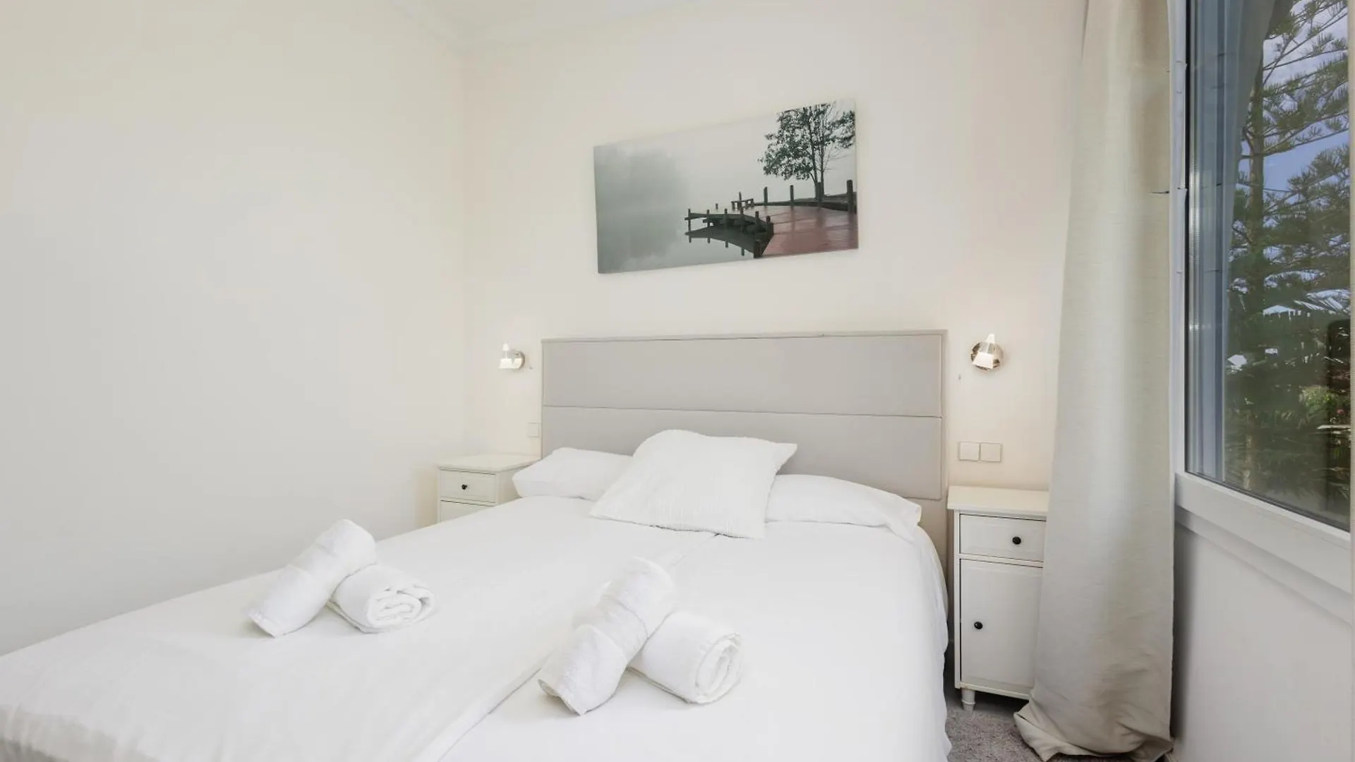 6 Bedroom Villa, With Heated Pool And Sea Views, Next To The Beach Of Costabella Marbella 0*,